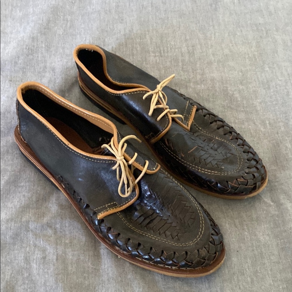 Men's Black and Tan Leather Shoes